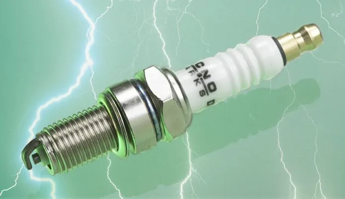 TECNOSparks Zündkerze D7RTC-9 paßt für NGK DPR7EA-9